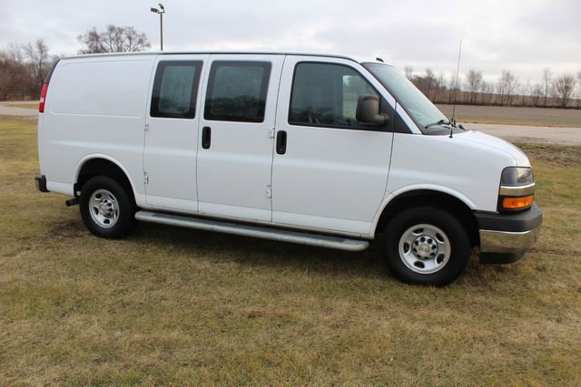 Used 2022 Chevrolet Express 2500 w/ Driver Convenience Package image 8
