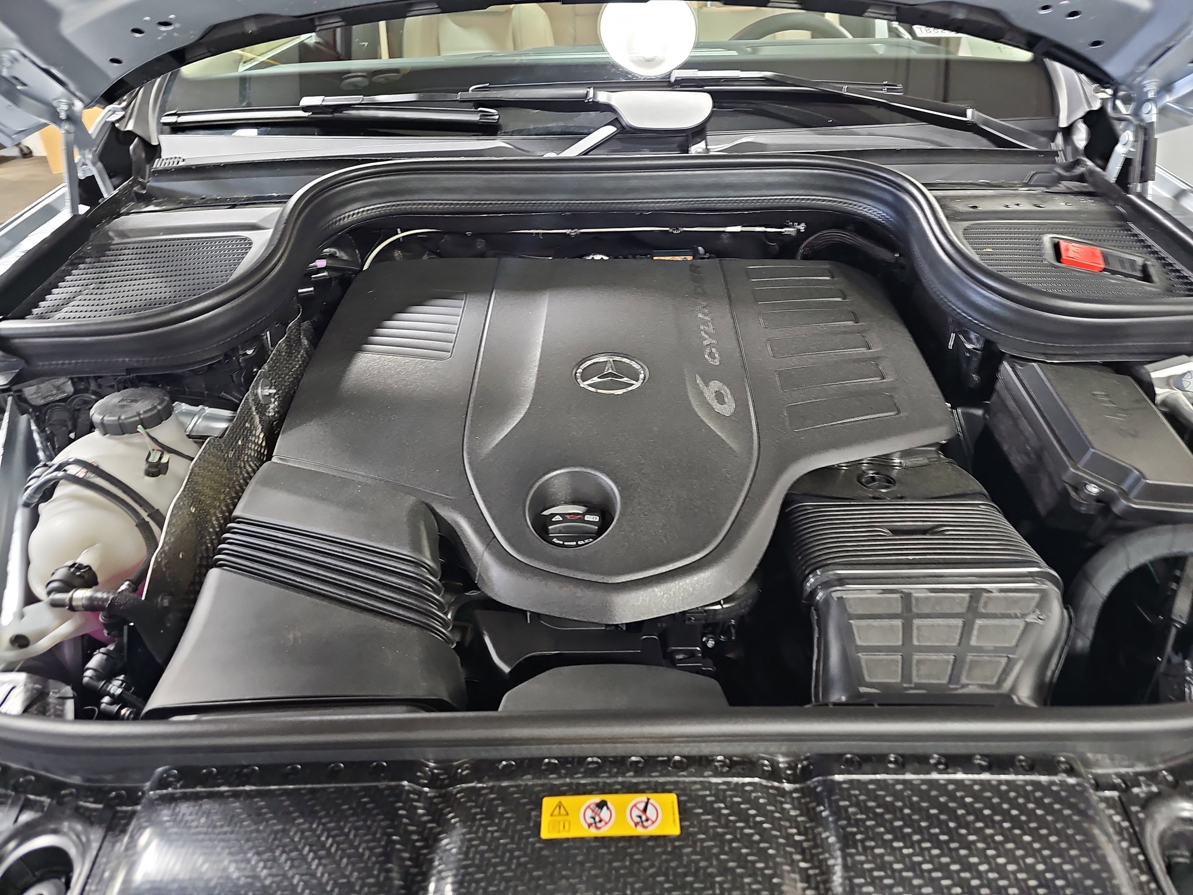 New 2026 Mercedes-Benz GLE 450 4MATIC Coupe image 32