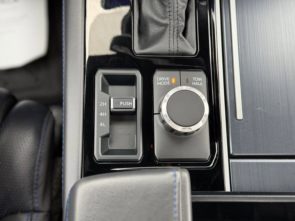 Used 2023 Toyota Tundra Platinum image 16