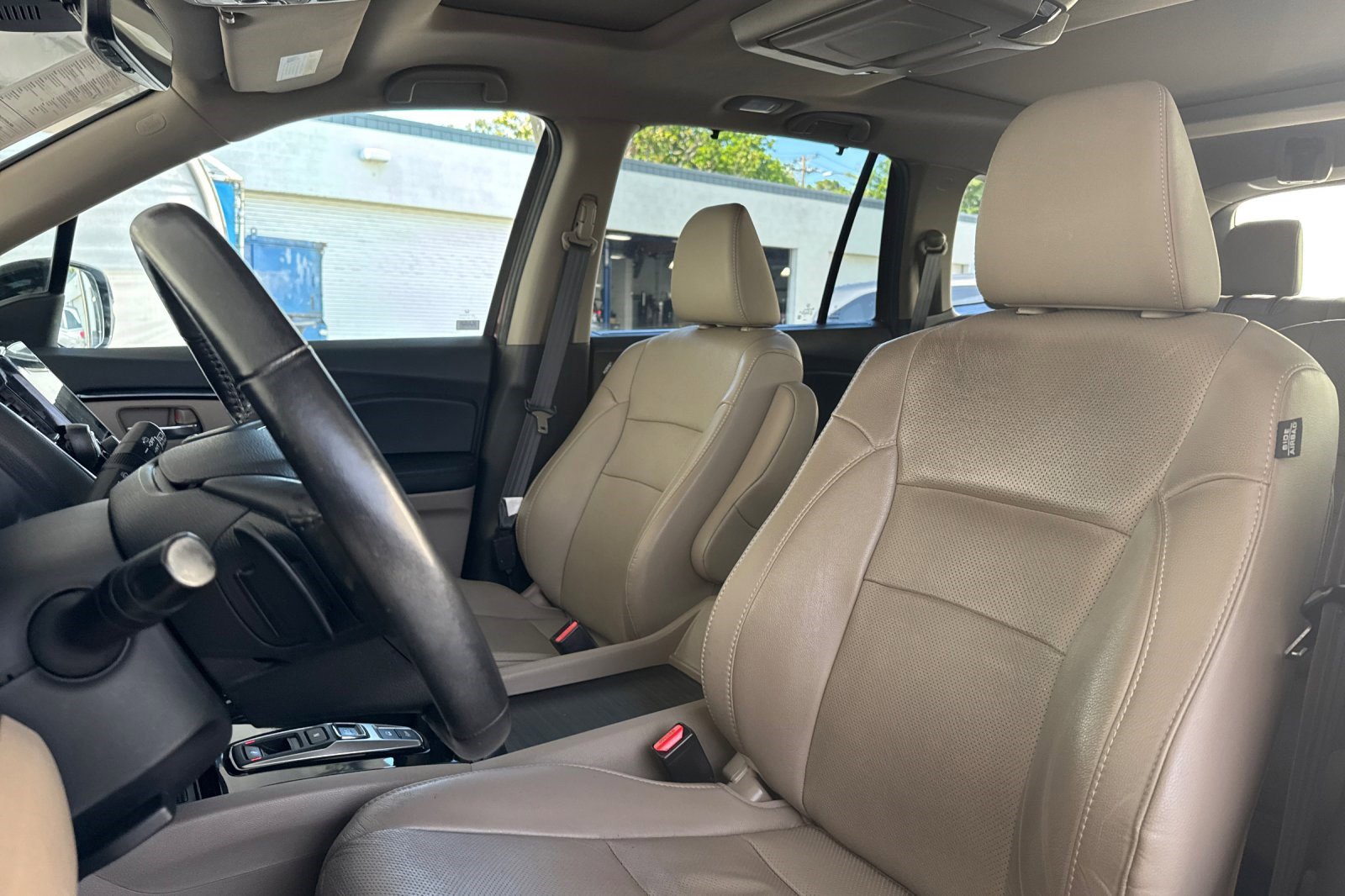 Used 2021 Honda Pilot Elite image 24