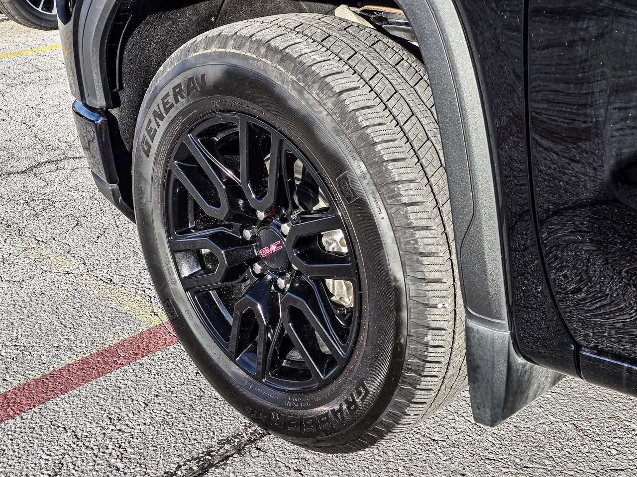 Used 2024 GMC Sierra 1500 Pro w/ Graphite Edition image 8