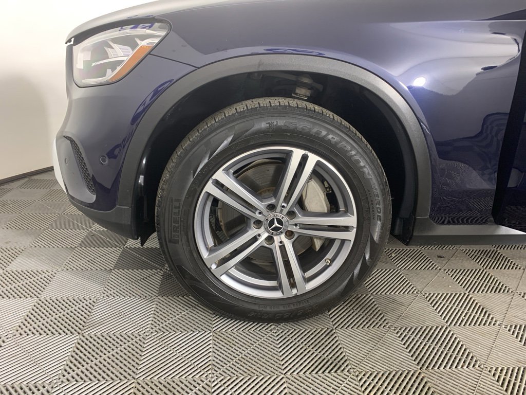 Used 2021 Mercedes-Benz GLC 300 image 12