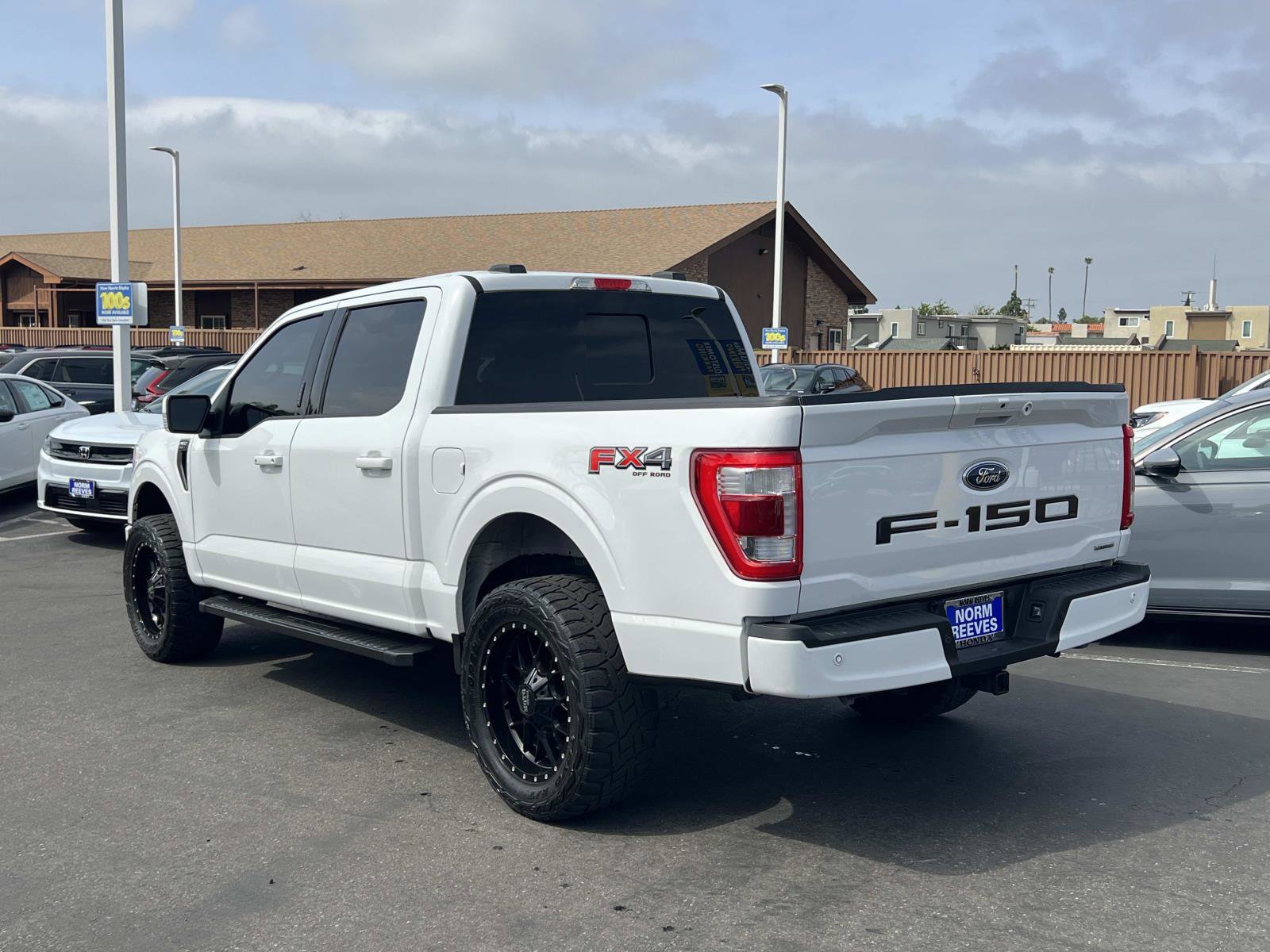 Used 2021 Ford F150 Lariat image 3