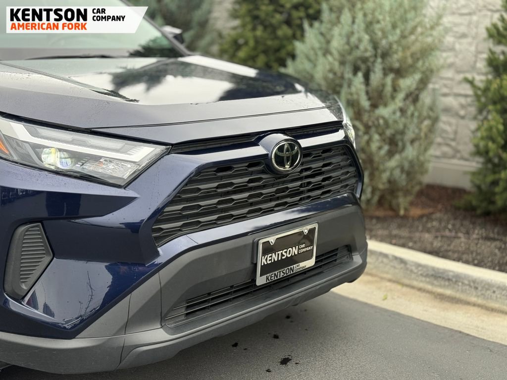 Used 2025 Toyota RAV4 XLE image 14