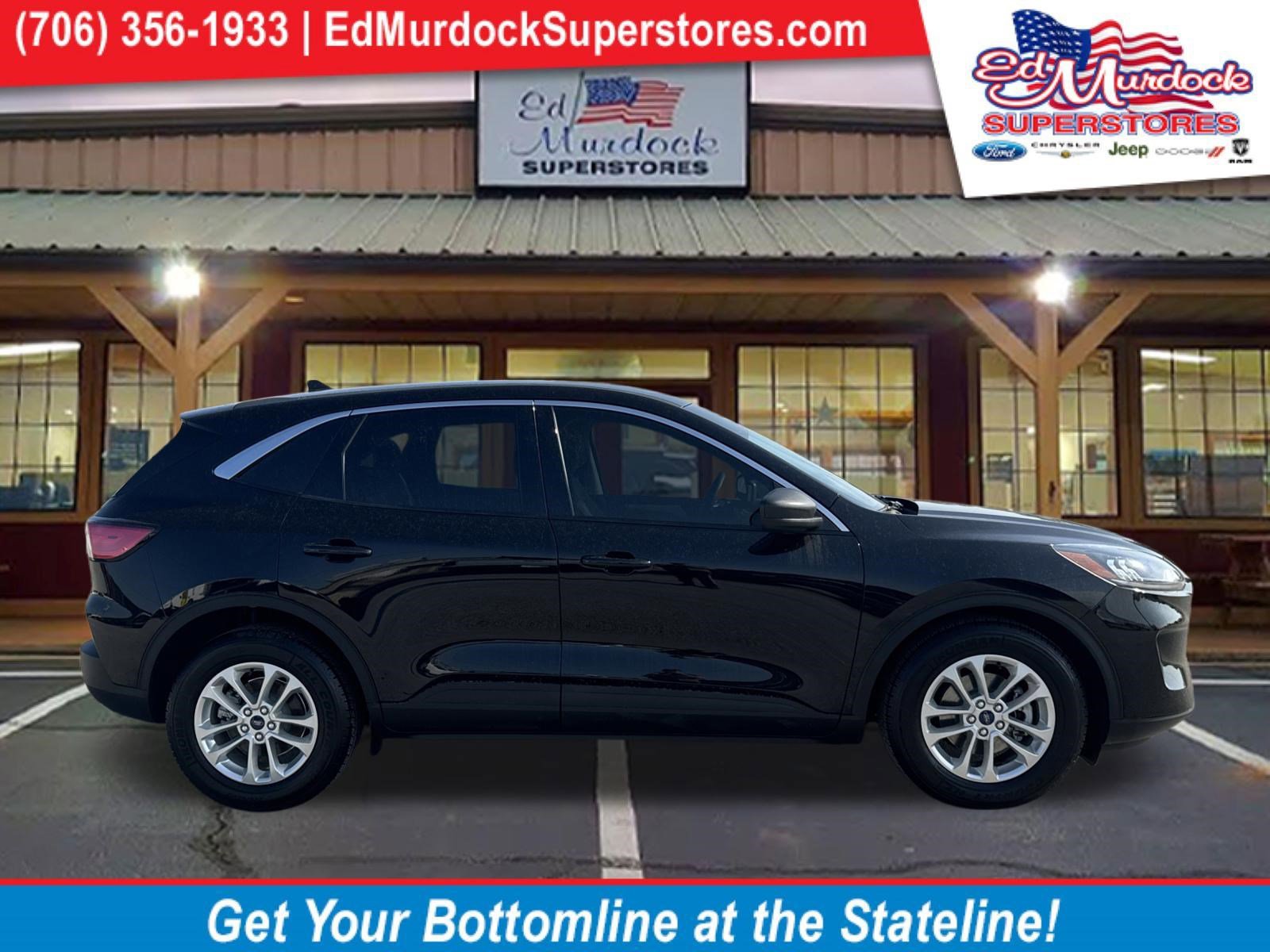 Used 2022 Ford Escape SE image 1