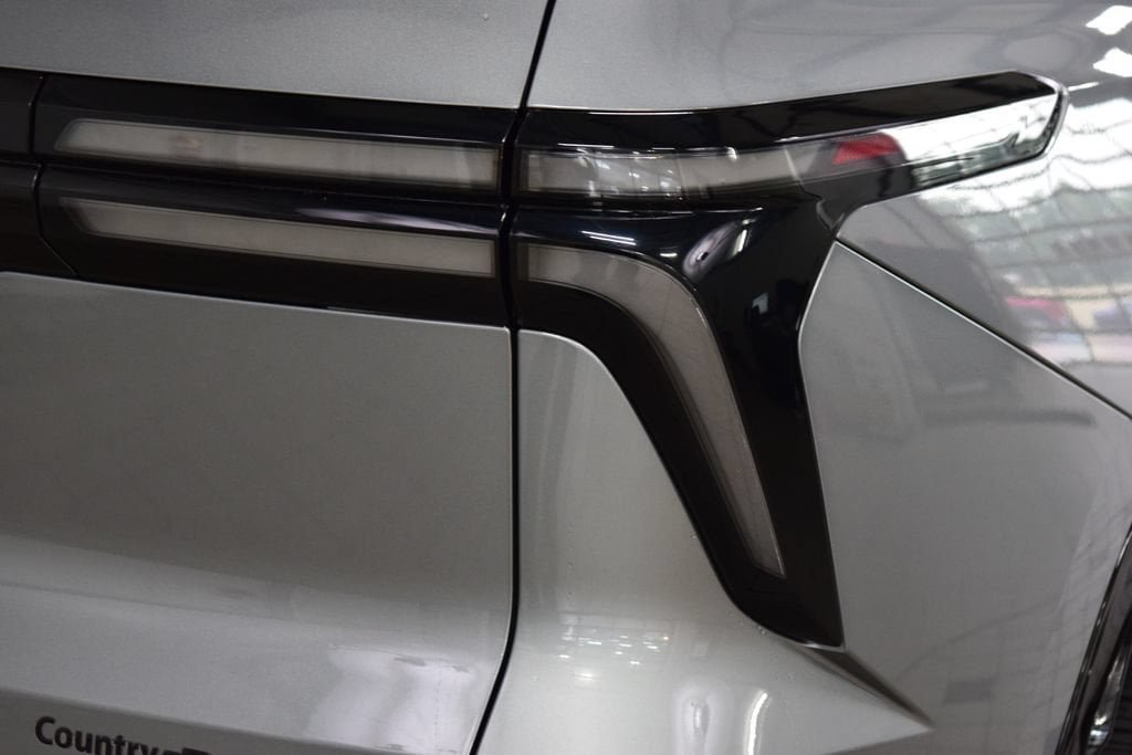 New 2026 Chevrolet Traverse RS AWD/4WD image 21