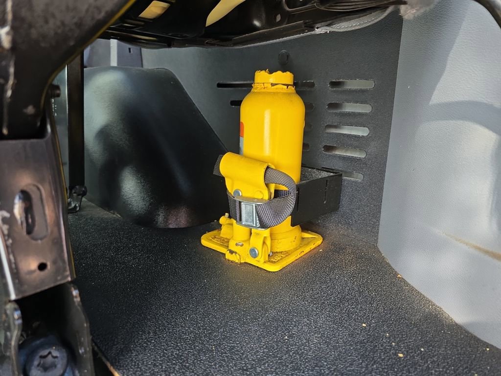 Used 2019 Ford Transit 350 XL image 21