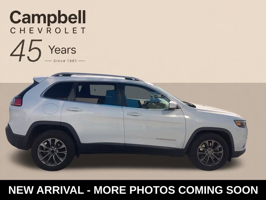 Used 2019 Jeep Cherokee Latitude Plus w/ Cold Weather Group FWD image 6