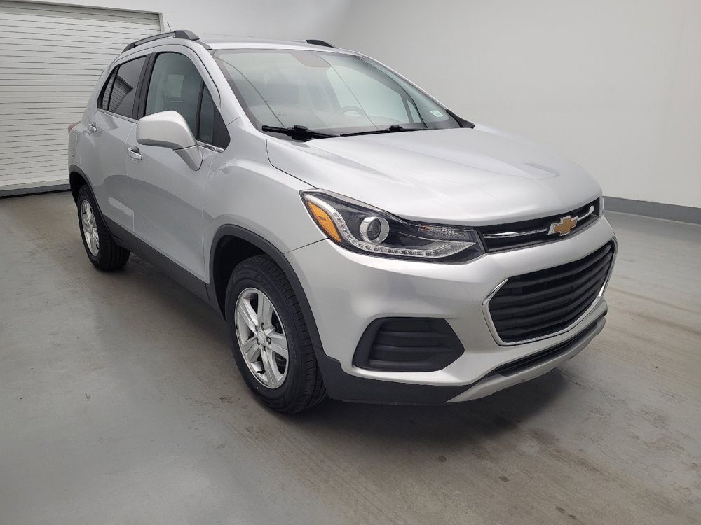 Used 2020 Chevrolet Trax LT w/ LT Convenience Package AWD/4WD image 13