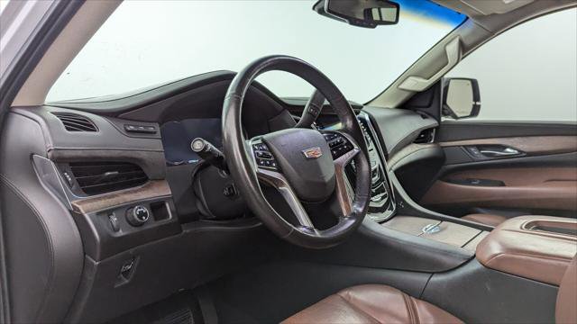 Used 2016 Cadillac Escalade ESV Premium image 24