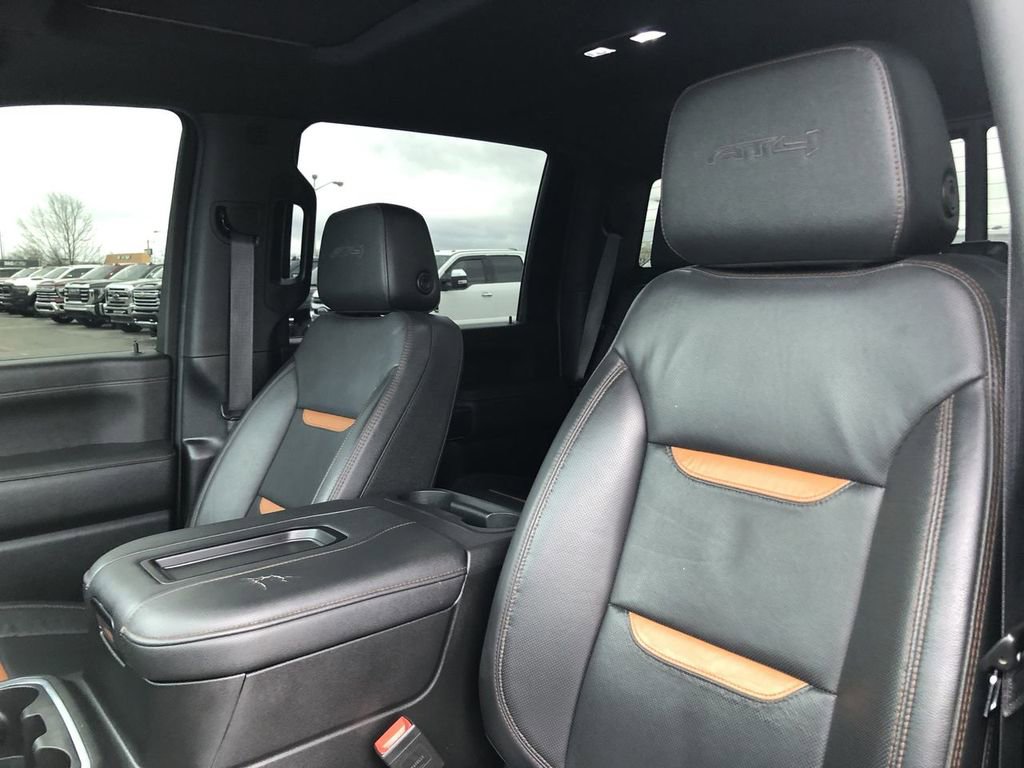 Used 2022 GMC Sierra 3500 AT4 w/ AT4 Preferred Package AWD/4WD image 21