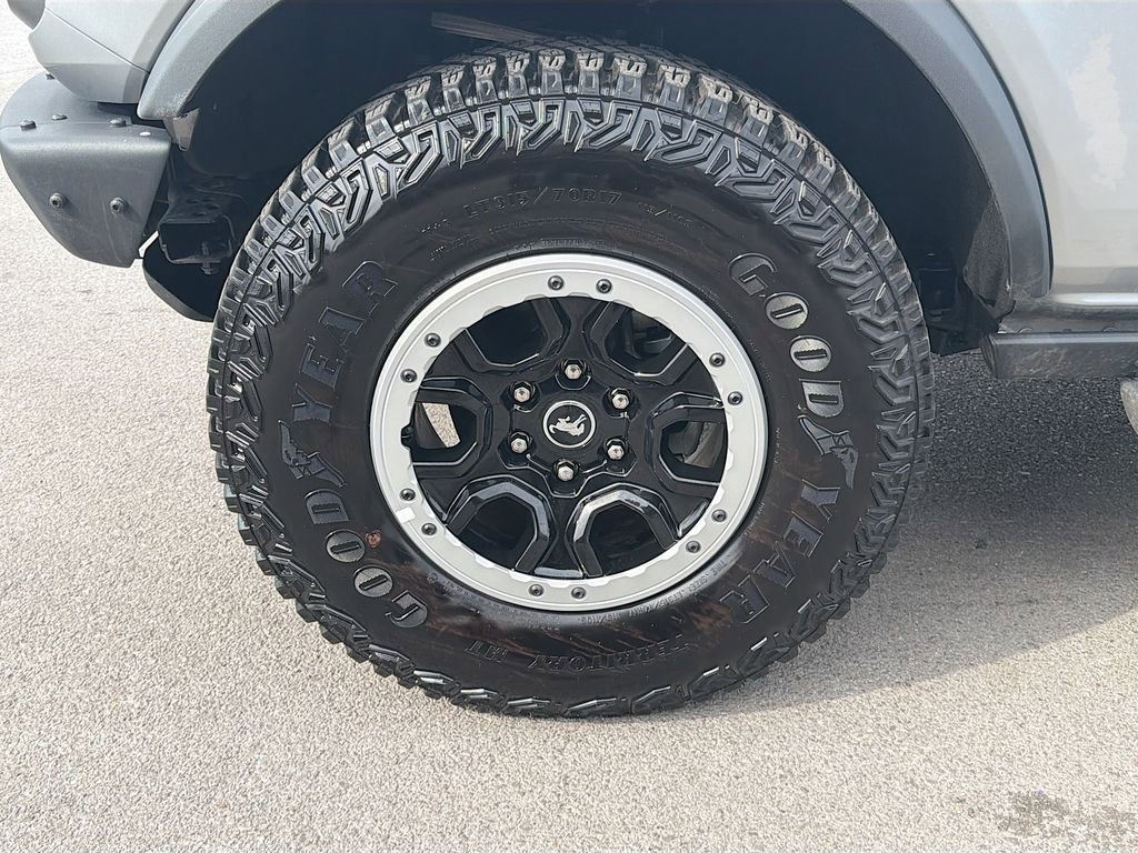 Used 2024 Ford Bronco Badlands image 41