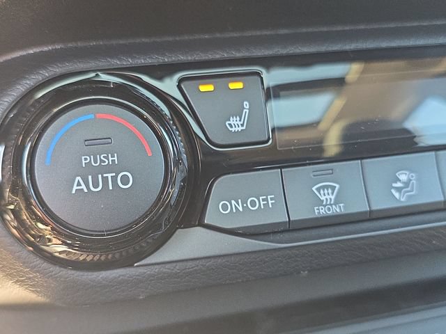 New 2026 Nissan Kicks SV w/ SV Premium Package AWD/4WD image 32