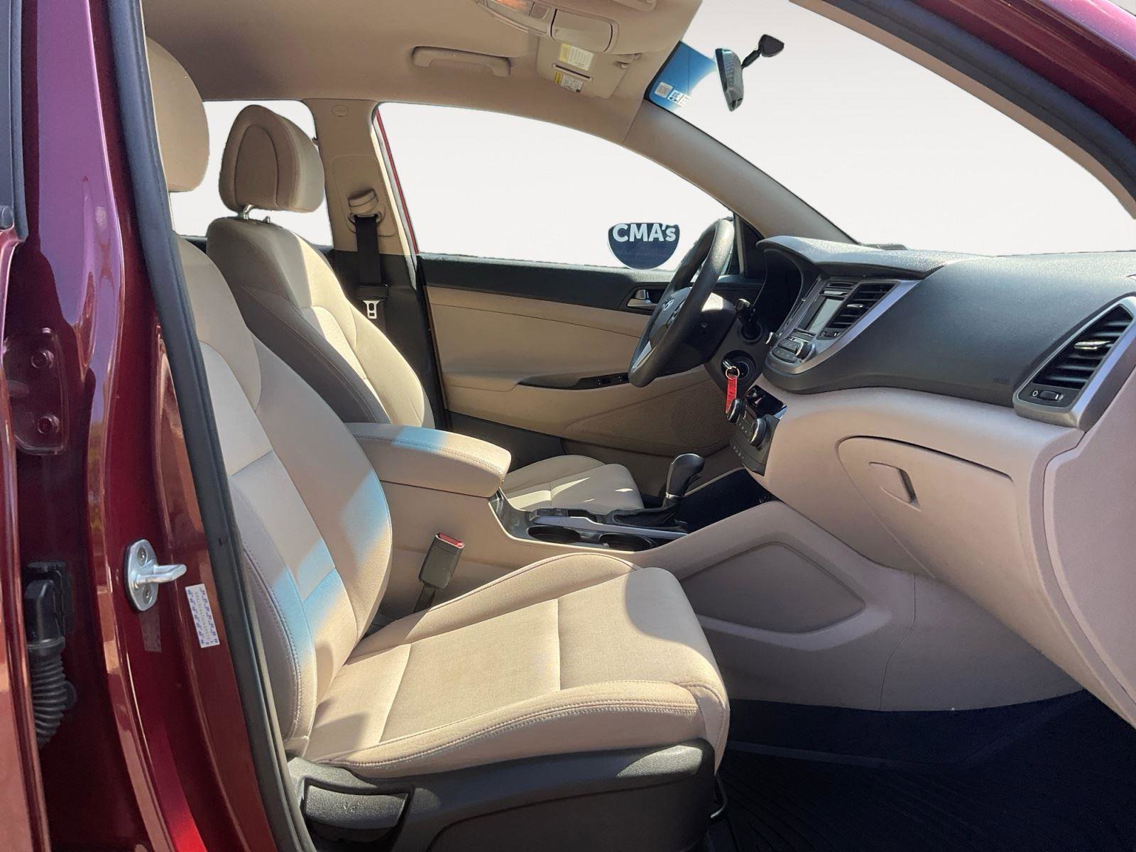 Used 2017 Hyundai Tucson SE AWD/4WD image 15