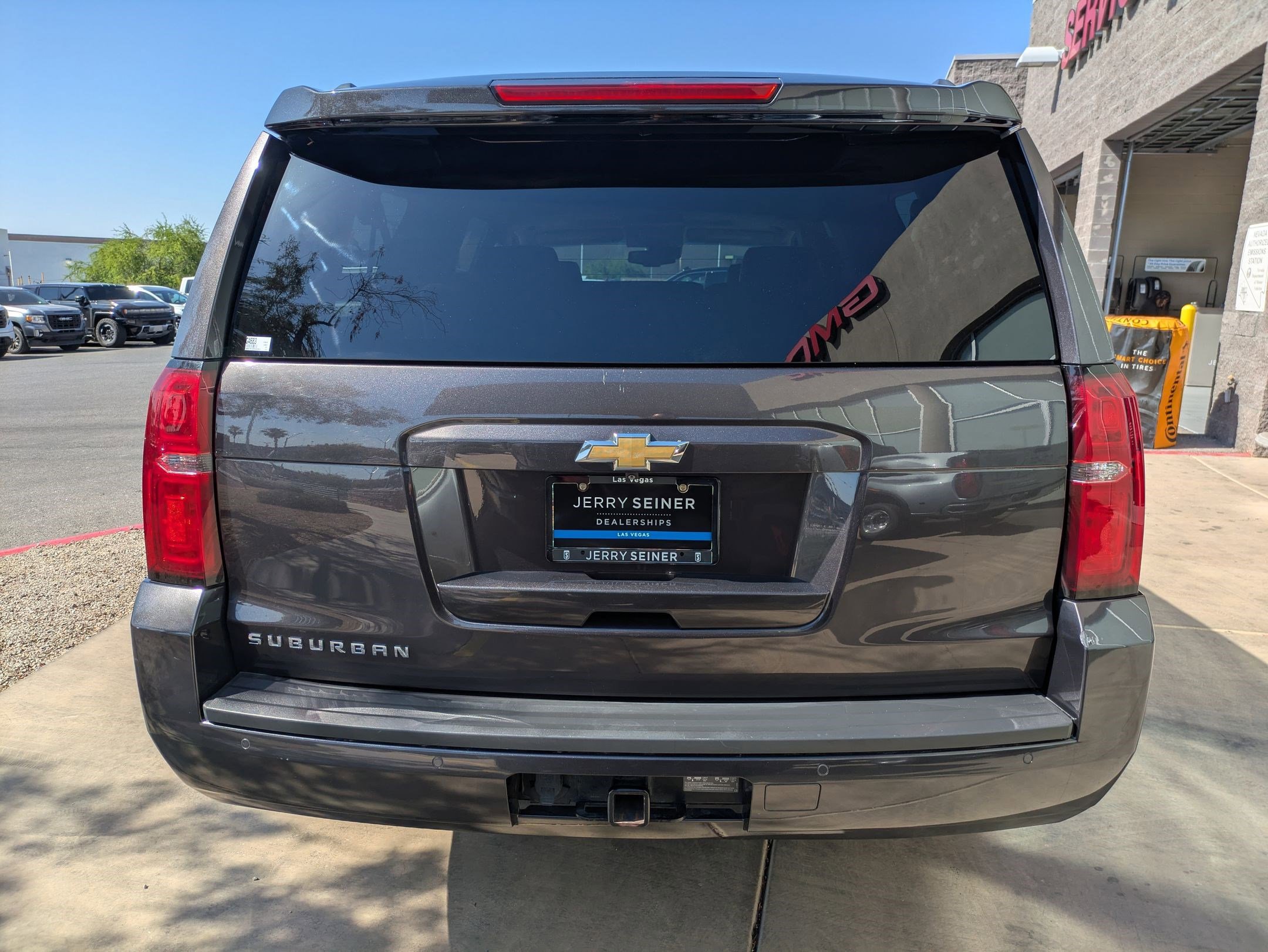Certified 2015 Chevrolet Suburban LT AWD/4WD image 5