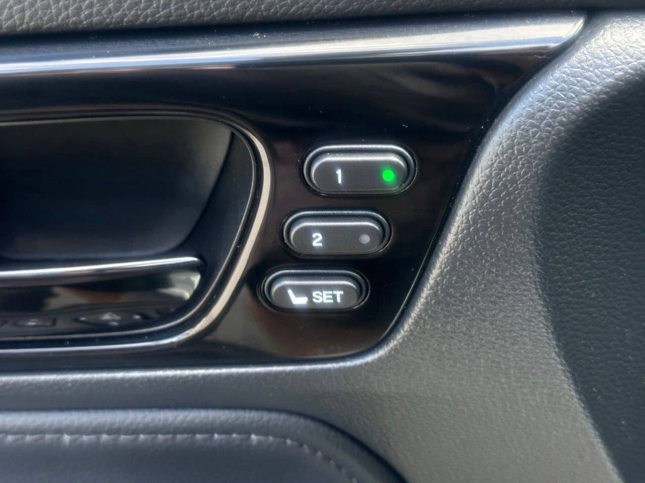 Used 2022 Honda Odyssey Elite image 26