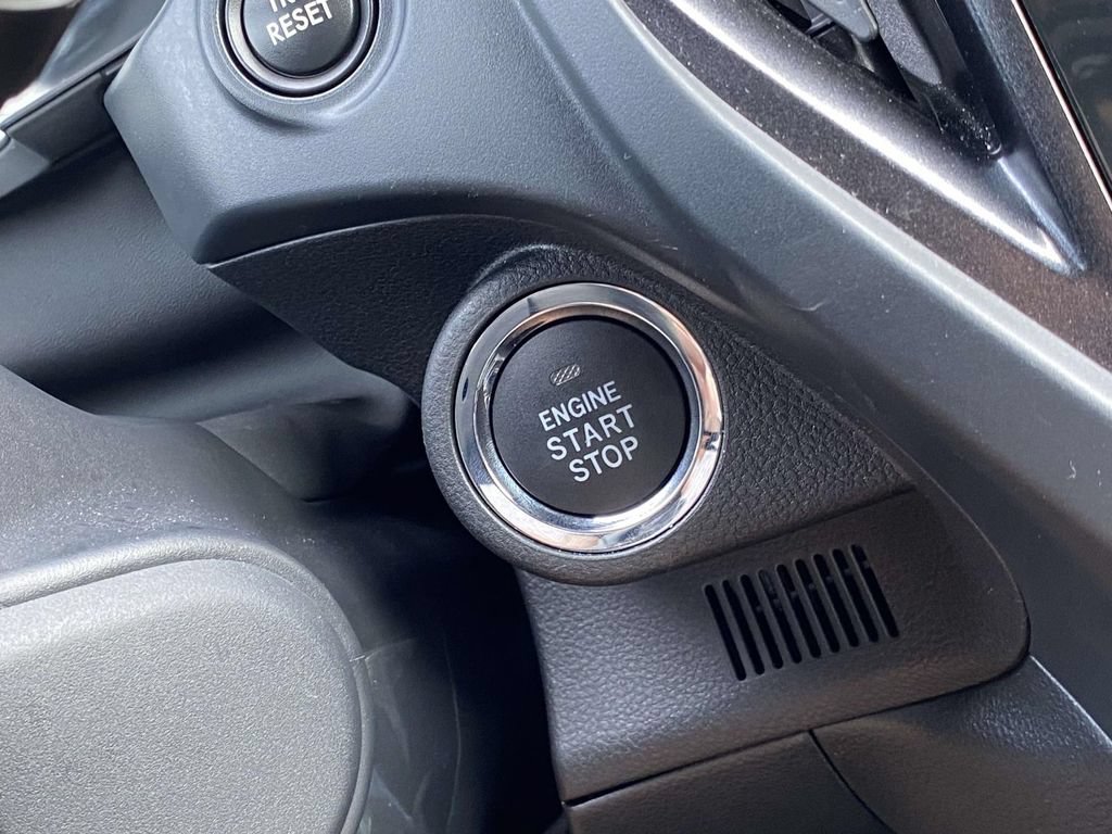 Certified 2025 Subaru Forester Premium AWD/4WD image 24