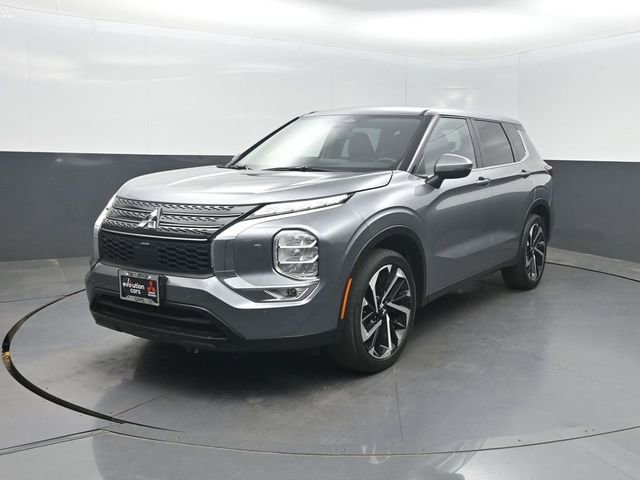 Used 2022 Mitsubishi Outlander SE AWD/4WD video 1