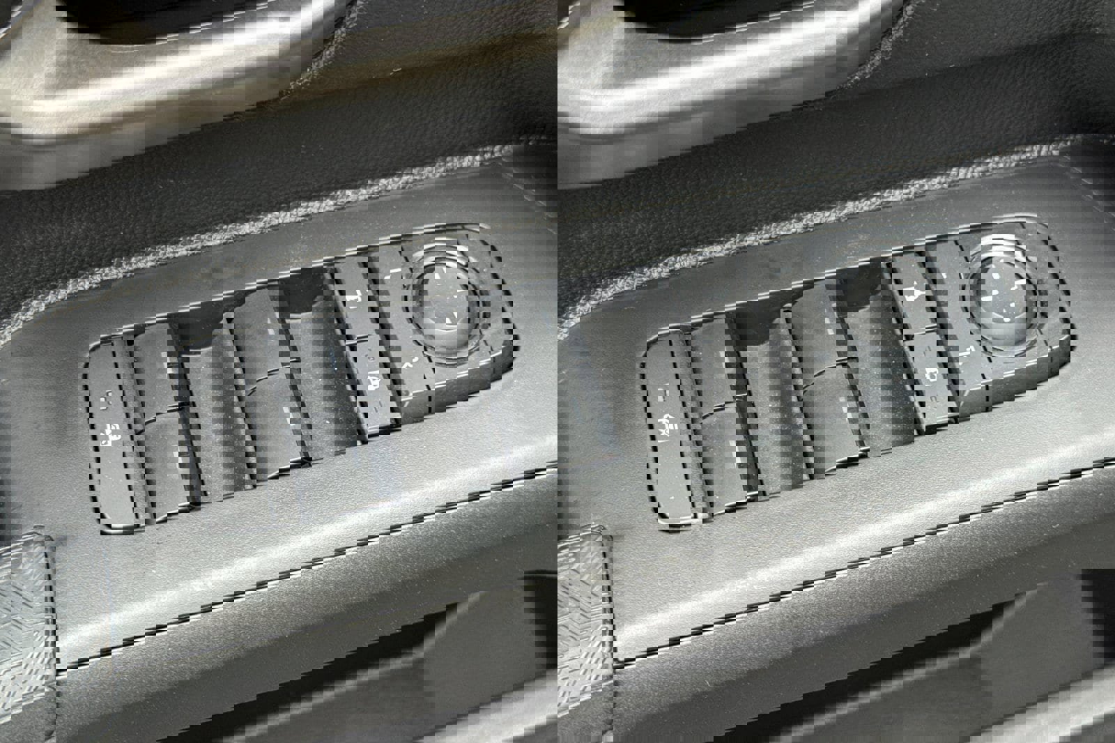 New 2025 Toyota Tacoma TRD Off-Road image 12