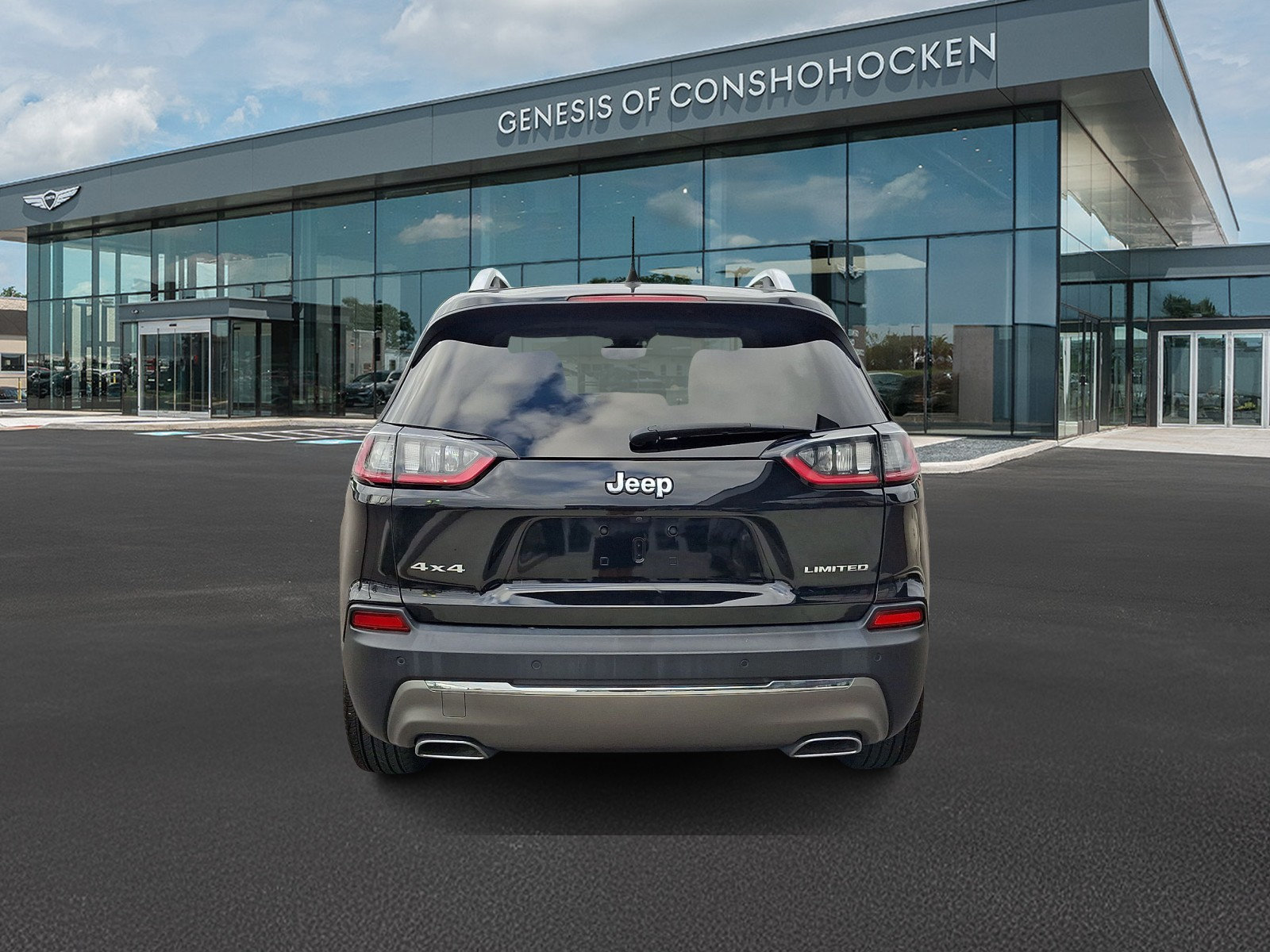 Used 2019 Jeep Cherokee Limited AWD/4WD image 5