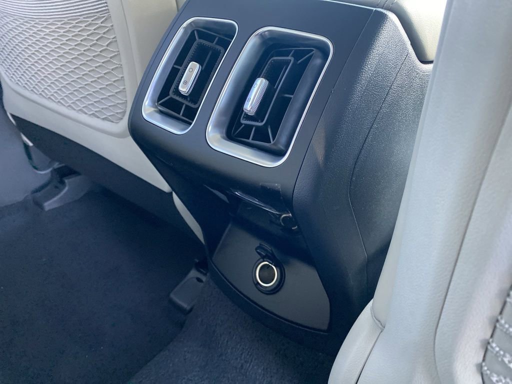 New 2026 Kia Sorento S FWD image 25