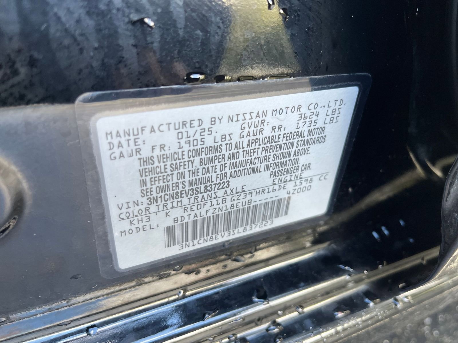 Used 2025 Nissan Versa SV image 27