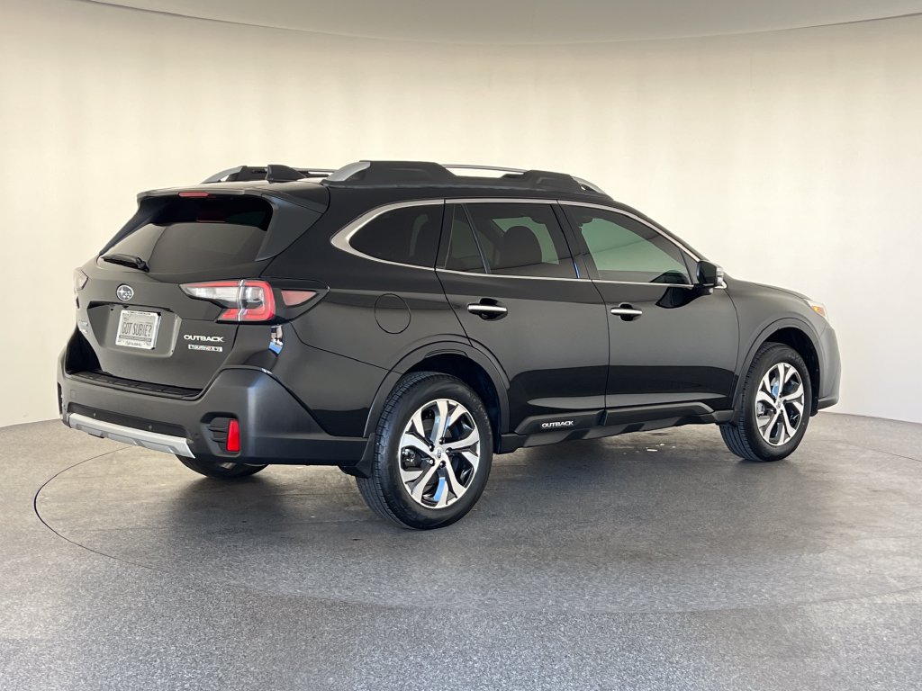 Used 2020 Subaru Outback Touring XT AWD/4WD image 3