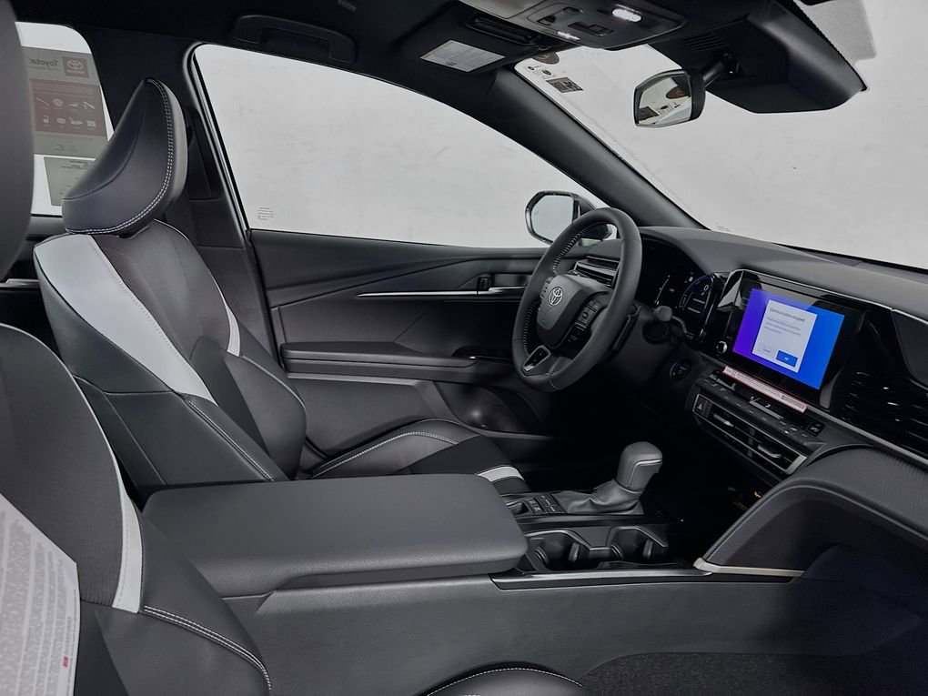 New 2026 Toyota Camry SE image 33