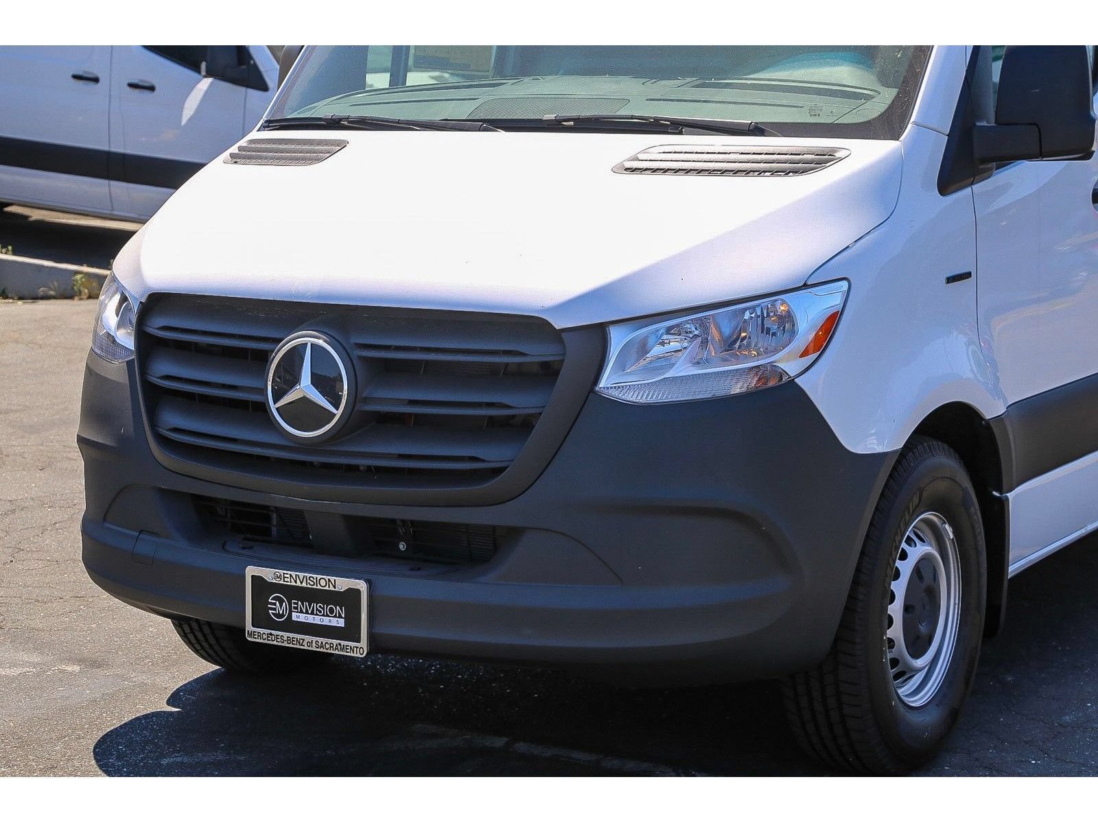 New 2024 Mercedes-Benz eSprinter 170 Cargo image 7
