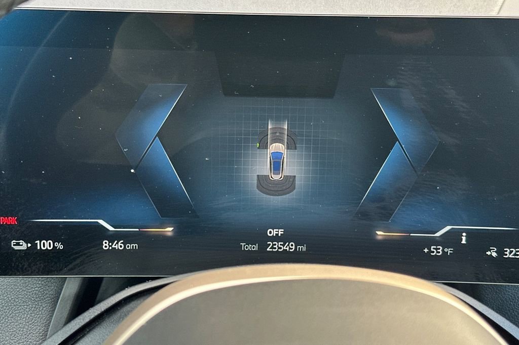 Used 2024 BMW iX xDrive50 w/ Premium Package image 30