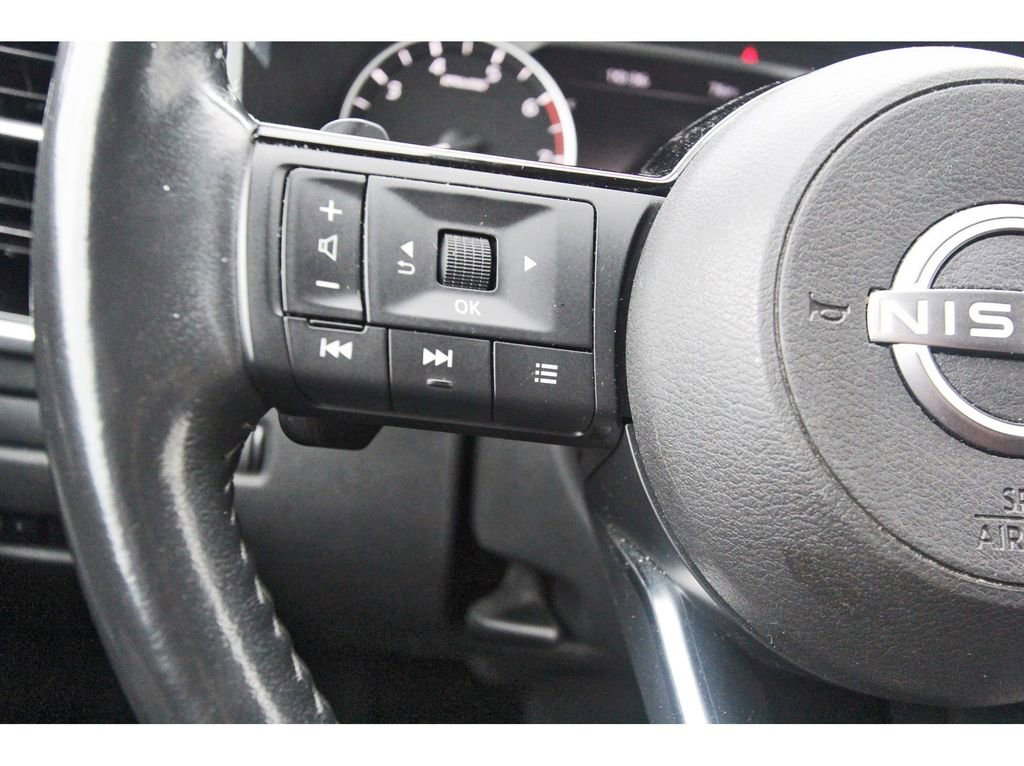 Used 2023 Nissan Rogue SL w/ SL Premium Package image 13