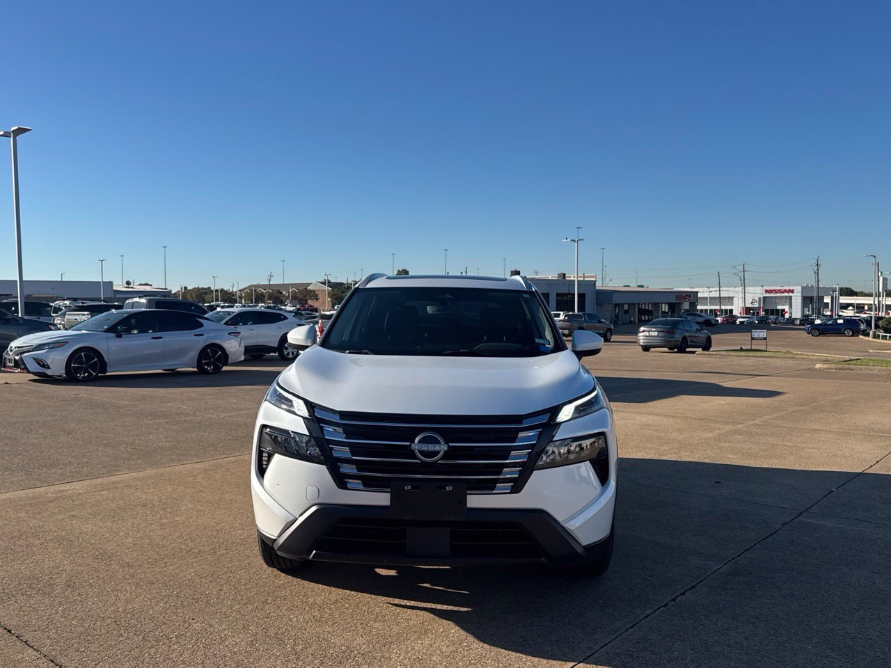 Certified 2024 Nissan Rogue SV w/ SV Premium Package FWD image 7