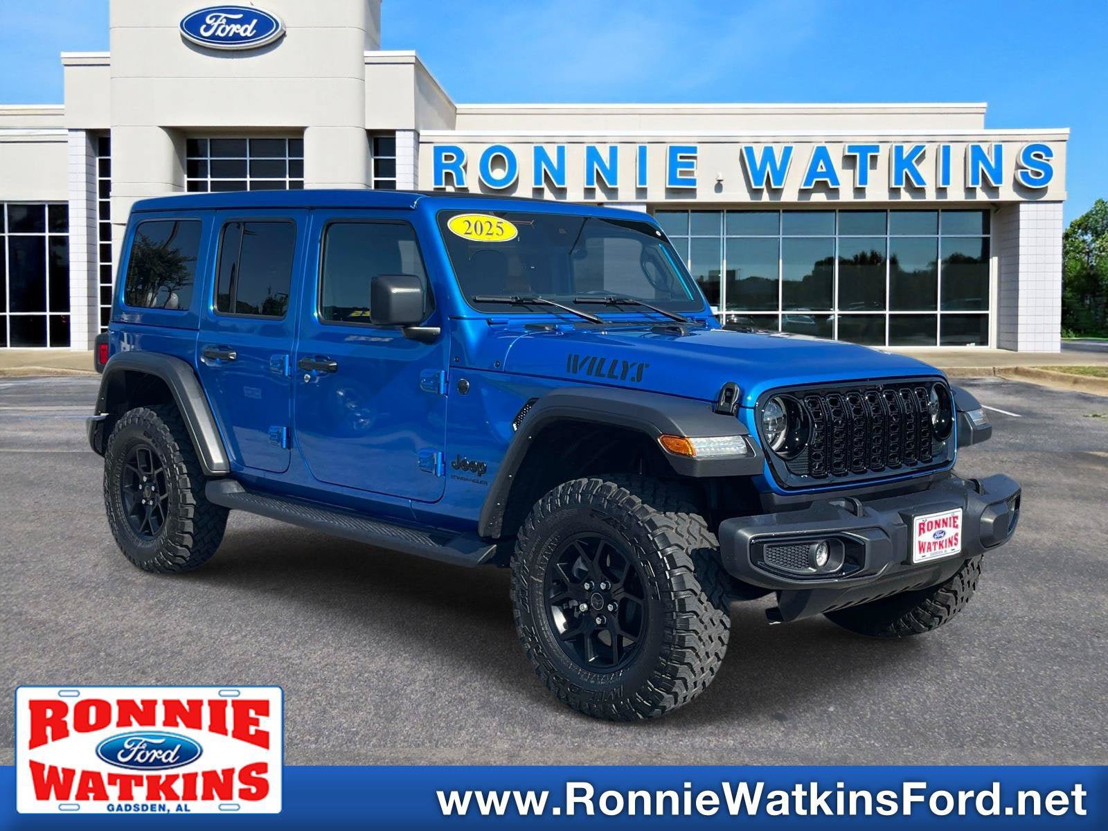 Used 2025 Jeep Wrangler Unlimited Sport AWD/4WD image 1