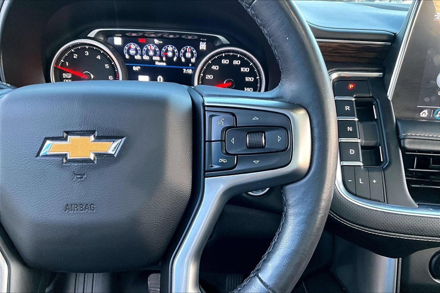 Used 2021 Chevrolet Tahoe Premier AWD/4WD image 21