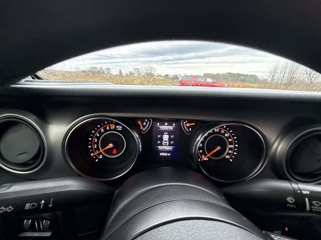 Used 2020 Jeep Wrangler Sport image 18