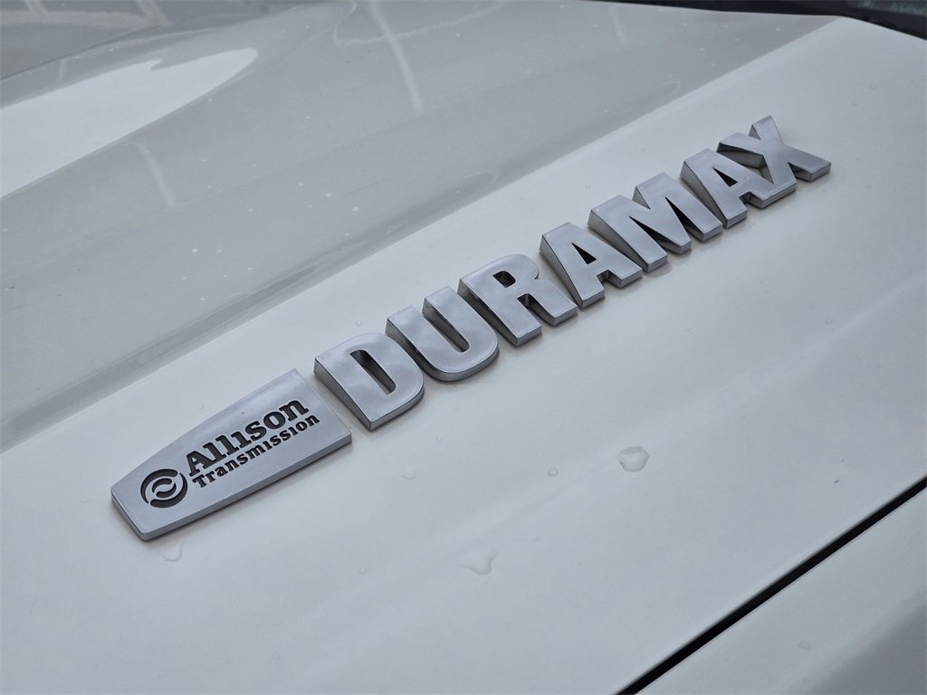 Used 2019 Chevrolet Silverado 2500 High Country w/ Duramax Plus Package image 10