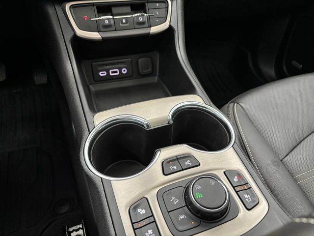 Used 2023 GMC Terrain Denali w/ Denali Premium Package image 31