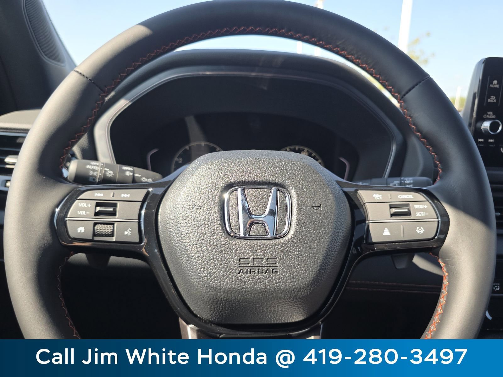 Used 2025 Honda Pilot TrailSport image 24