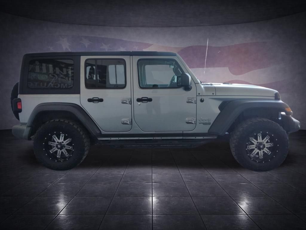 Used 2018 Jeep Wrangler Unlimited Sport S AWD/4WD image 6