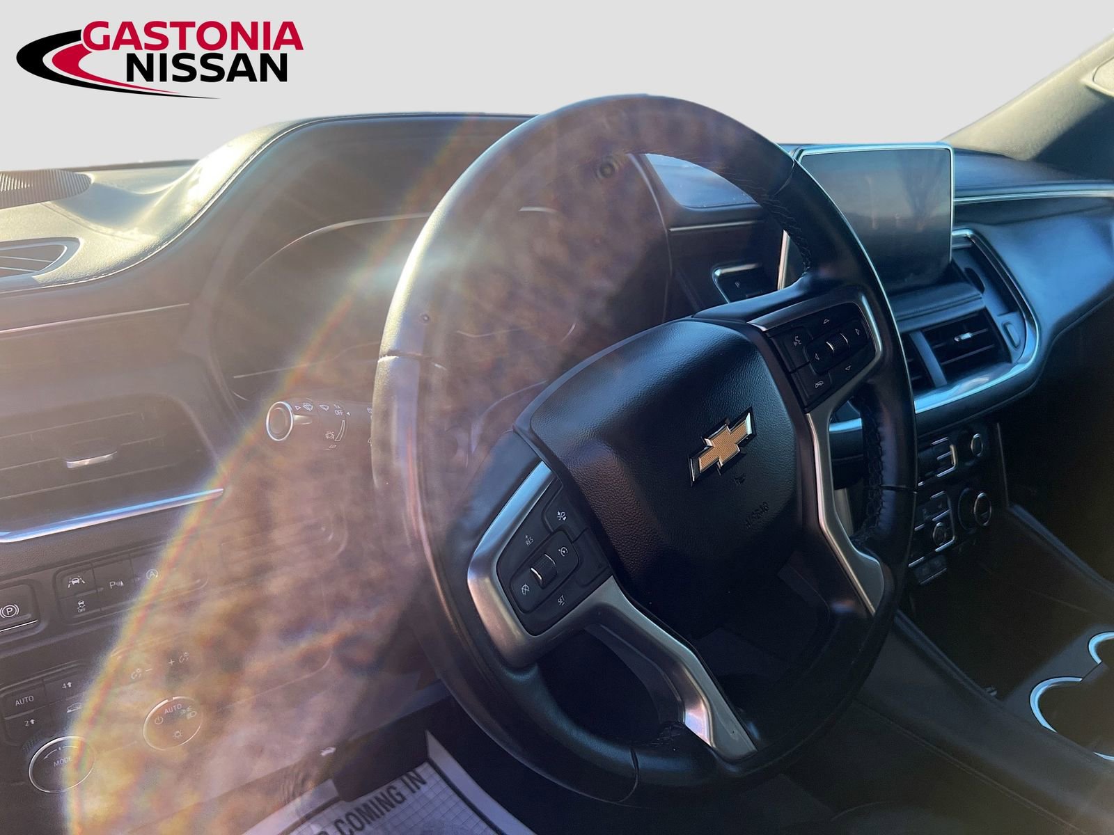 Used 2024 Chevrolet Suburban LT image 11