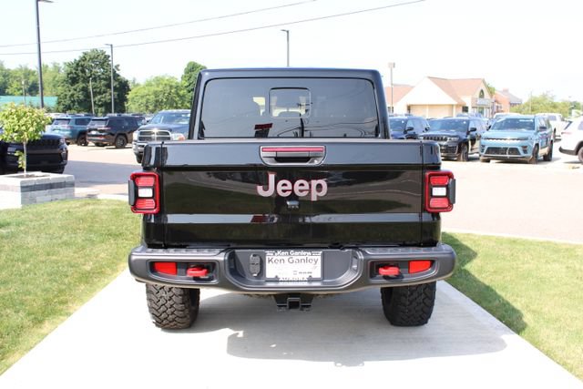 New 2026 Jeep Gladiator Rubicon w/ Steel Power Dome Hood Package AWD/4WD image 30