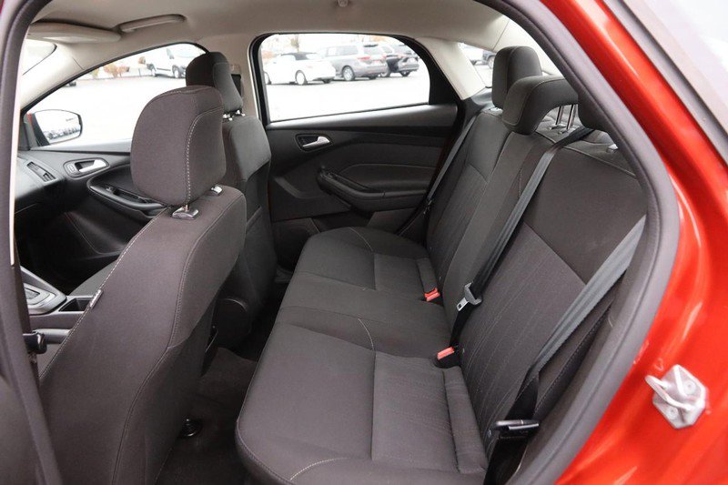 Used 2018 Ford Focus SE image 9