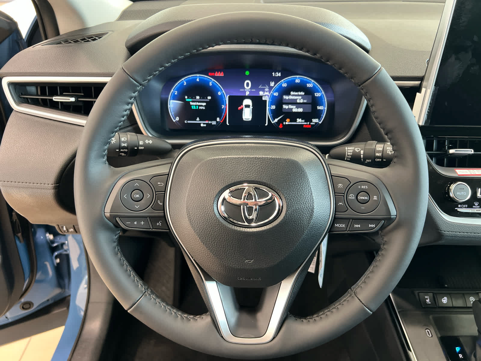 New 2026 Toyota Corolla Cross XLE w/ Convenience Package AWD/4WD image 16