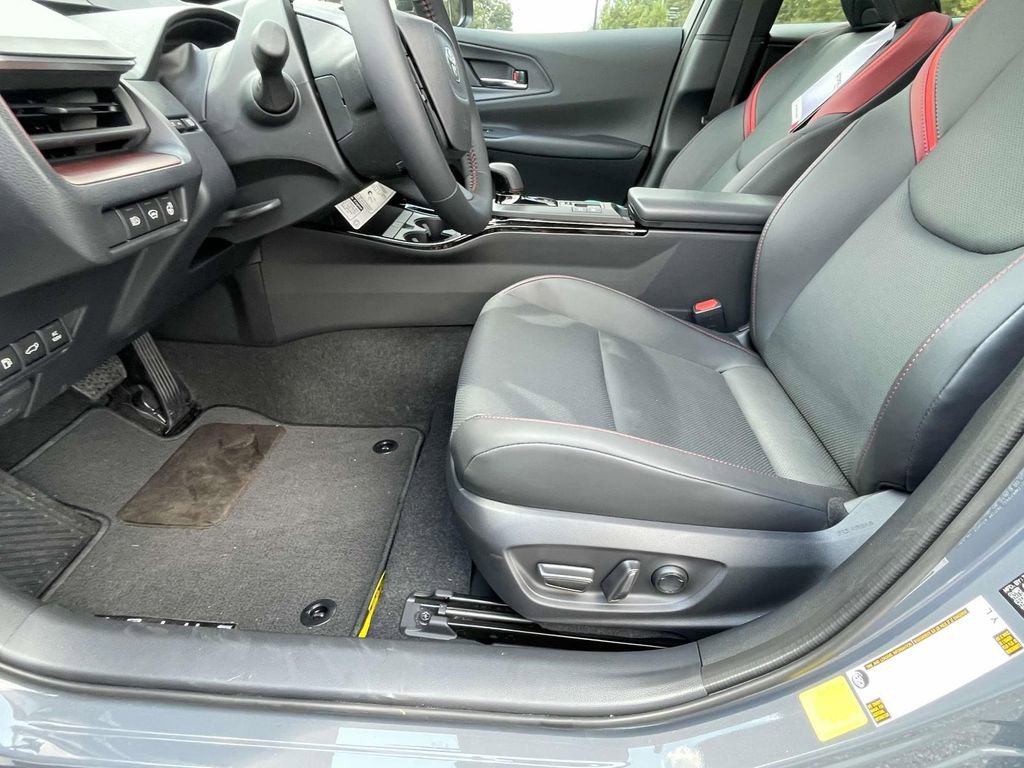 Used 2025 Toyota Prius Plug-In Hybrid w/ Limited Premium Package image 14