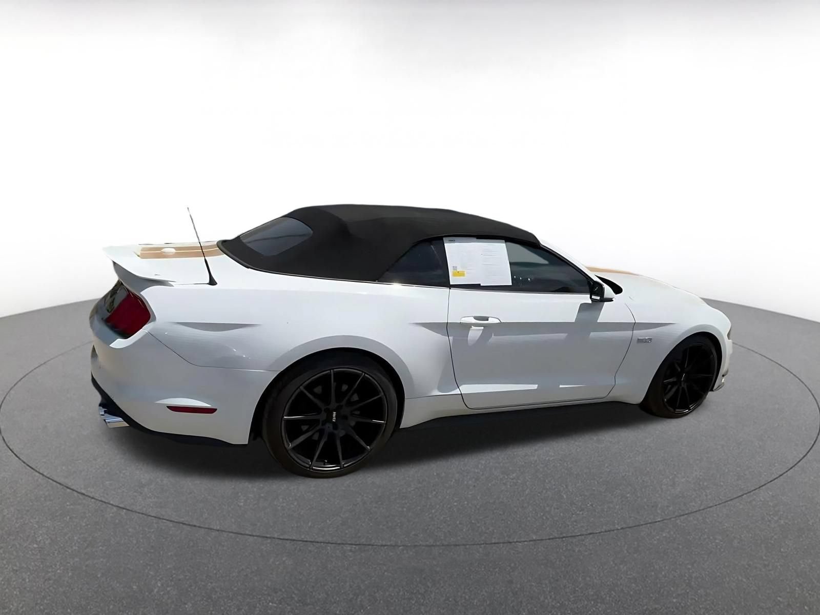 Used 2022 Ford Mustang GT Premium w/ GT Performance Package RWD image 15