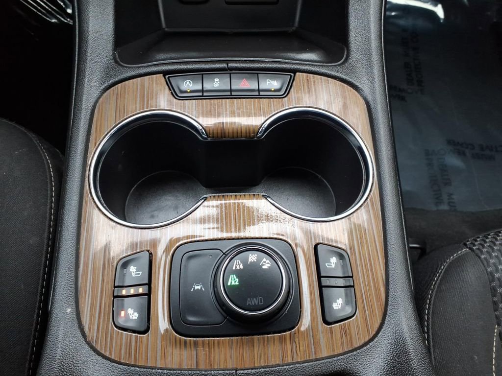 Certified 2023 GMC Acadia SLE w/ Driver Convenience Package image 15