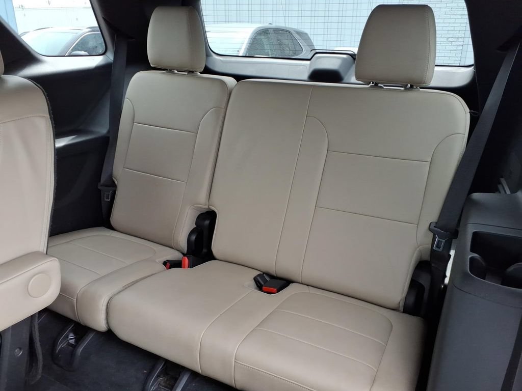 Used 2022 Chevrolet Traverse LT AWD/4WD image 7
