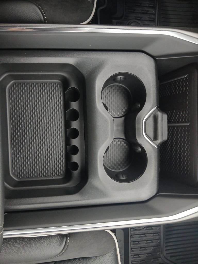 New 2026 RAM 1500 Laramie AWD/4WD image 29
