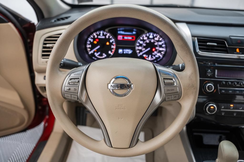 Used 2014 Nissan Altima 2.5 S FWD image 28