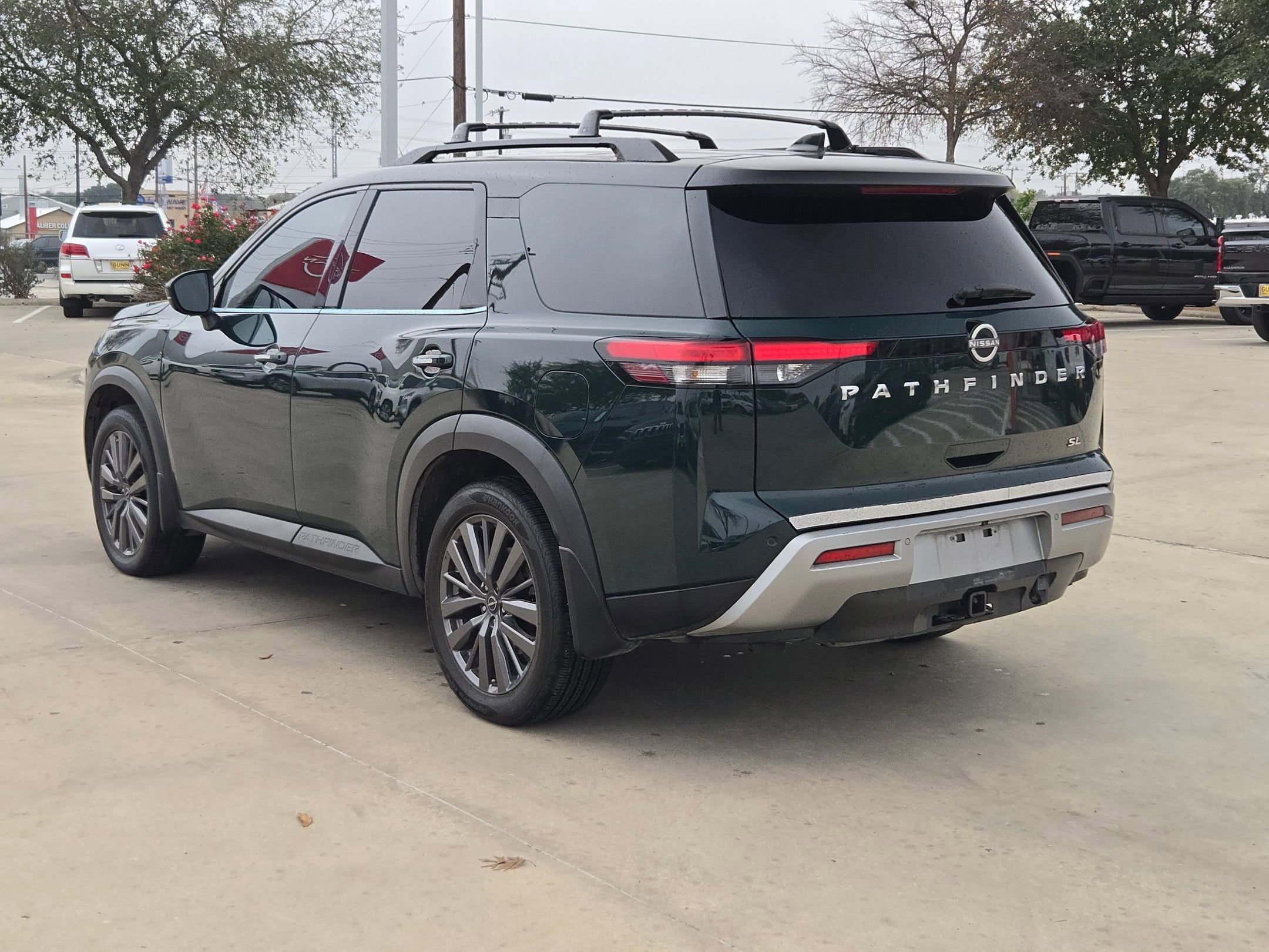 Certified 2023 Nissan Pathfinder SL w/ SL Premium Package image 5